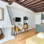 Apartment Near Le Marais