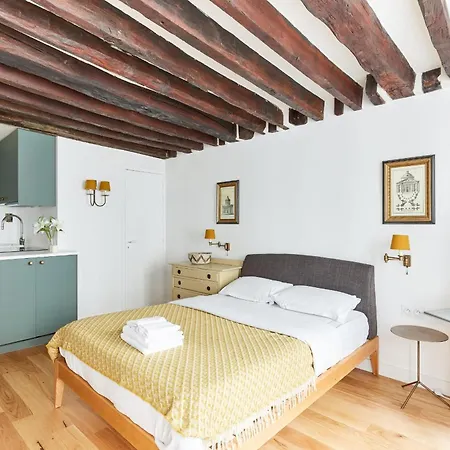 Apartment Near Le Marais Appartamento *
