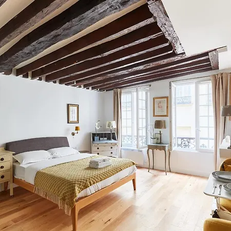 Apartment Near Le Marais Appartamento Parigi